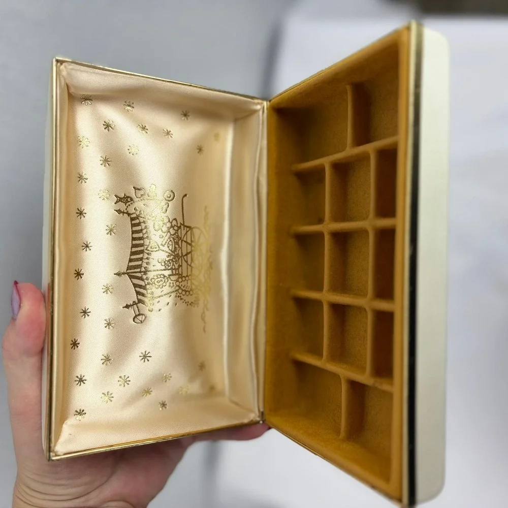 Vintage Mid Century Jewelry Box Cream Gold Carriage Satin Lining 15 Compartments